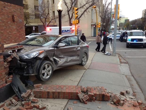 Car slams into Golf's Steak House in downtown Regina - CTV News
