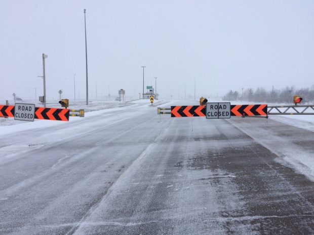 Hwy. 1 closed between Sask., Portage La Prairie, Man. - CTV News